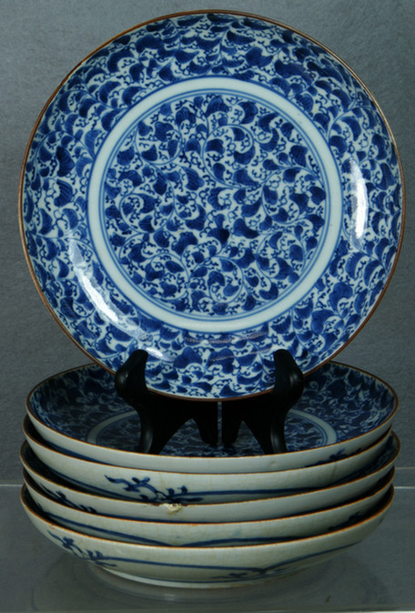 Appraisal: Chinese blue and white porcelain bowls d reign marks to