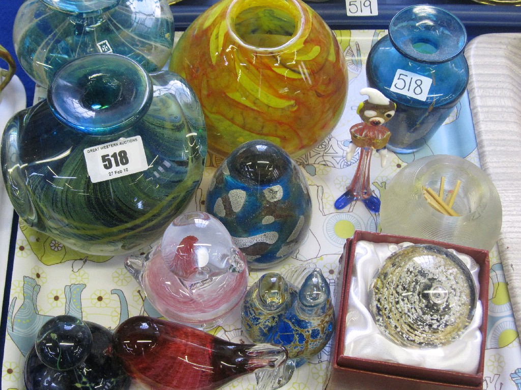 Appraisal: Tray lot comprising assorted art glass - Mdina Murano etc