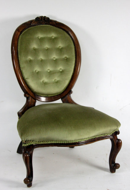 Appraisal: A Victorian upholstered nursing chair