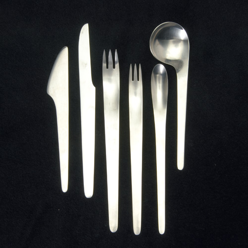 Appraisal: GIO PONTI FRASER'S -piece stainless steel flatware service dinner forks