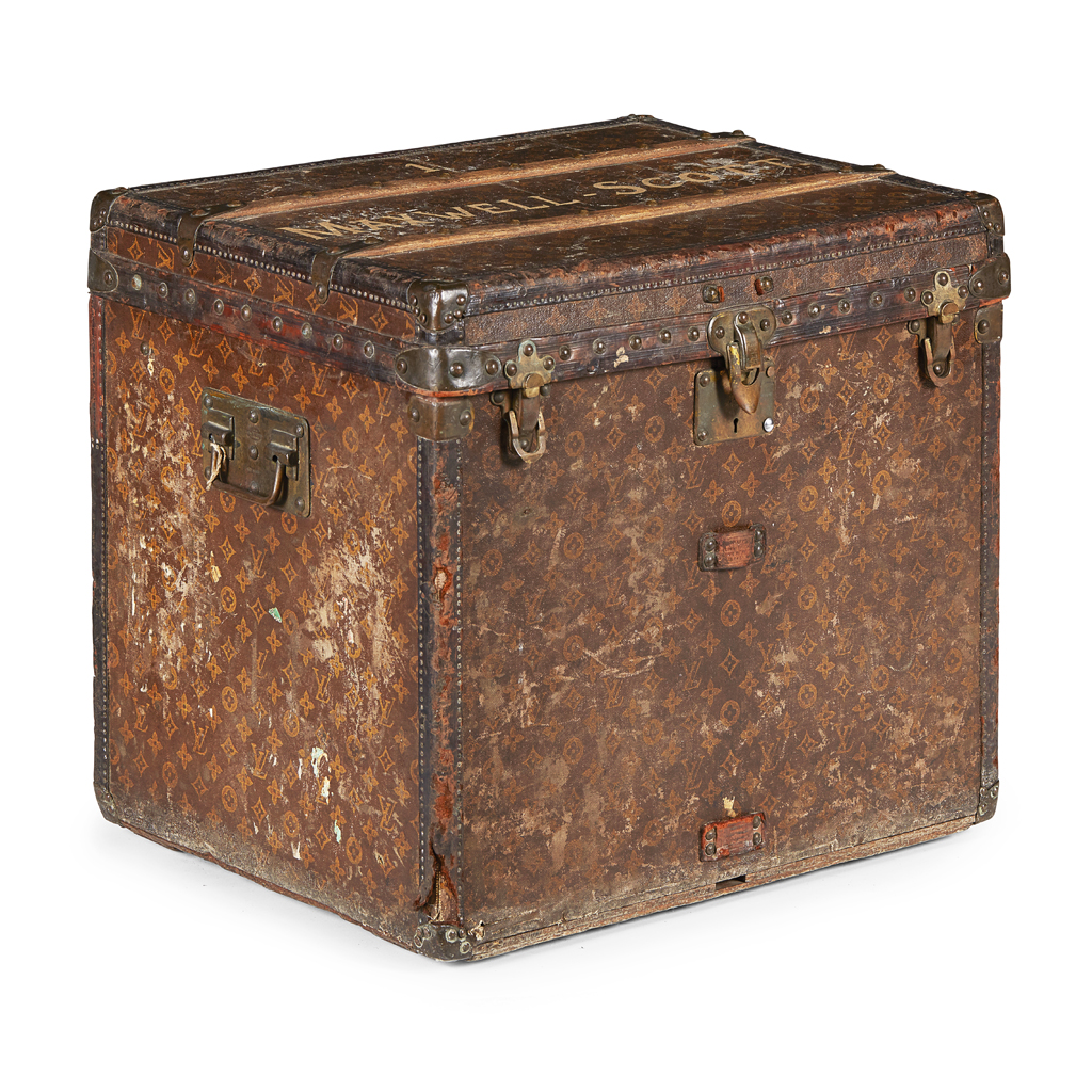 Appraisal: LOUIS VUITTON TRAVELLING TRUNK EARLY TH CENTURY of rectangular form