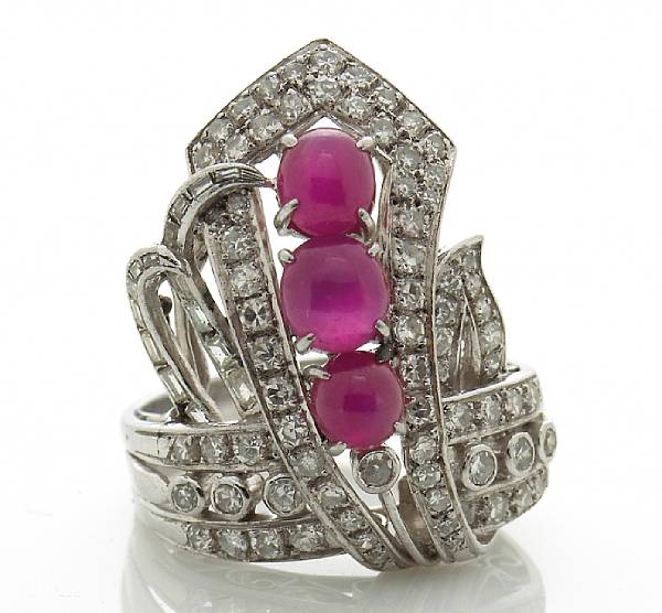 Appraisal: A ruby cabochon and diamond ring mounted in platinum