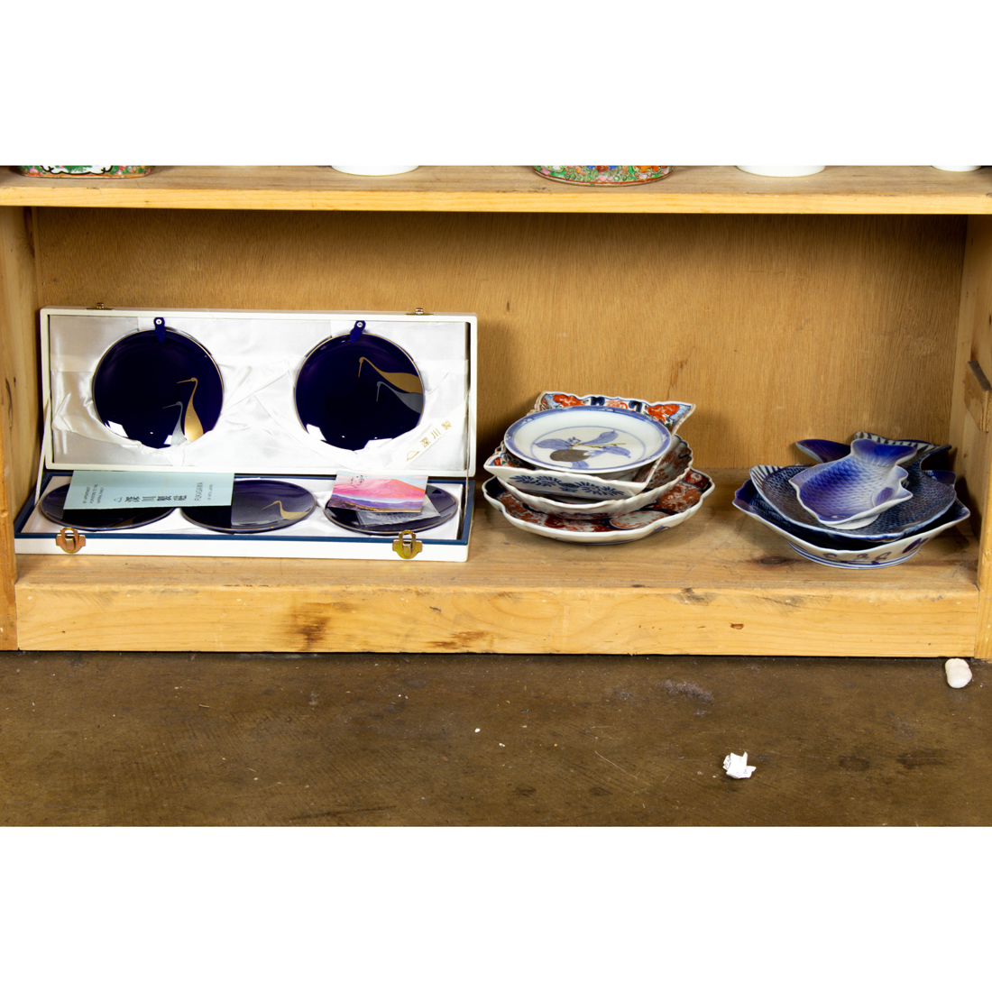 Appraisal: SHELF OF JAPANESE PORCELAIN WARES Shelf of Japanese porcelain wares