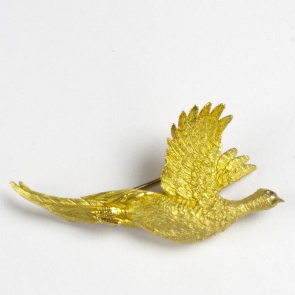 Appraisal: FIGURAL GOLD PHEASANT BROOCH k yg with ruby eye Double