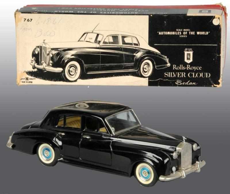 Appraisal: Tin Rolls-Royce Silver Cloud Friction Toy Description Japanese Working Original