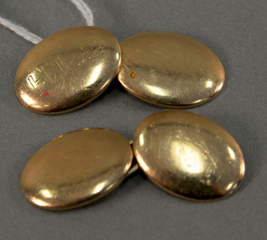 Appraisal: Pair of karat gold oval cufflinks grams Pair of karat