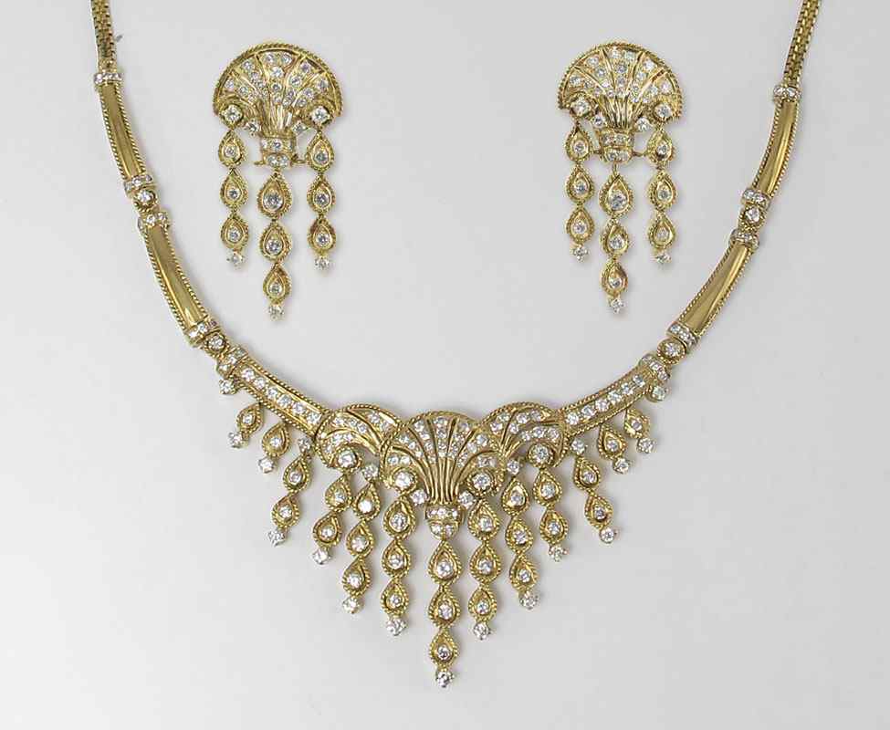 Appraisal: K DIAMOND NECKLACE AND EARRINGS FIT FOR A PRINCESS K