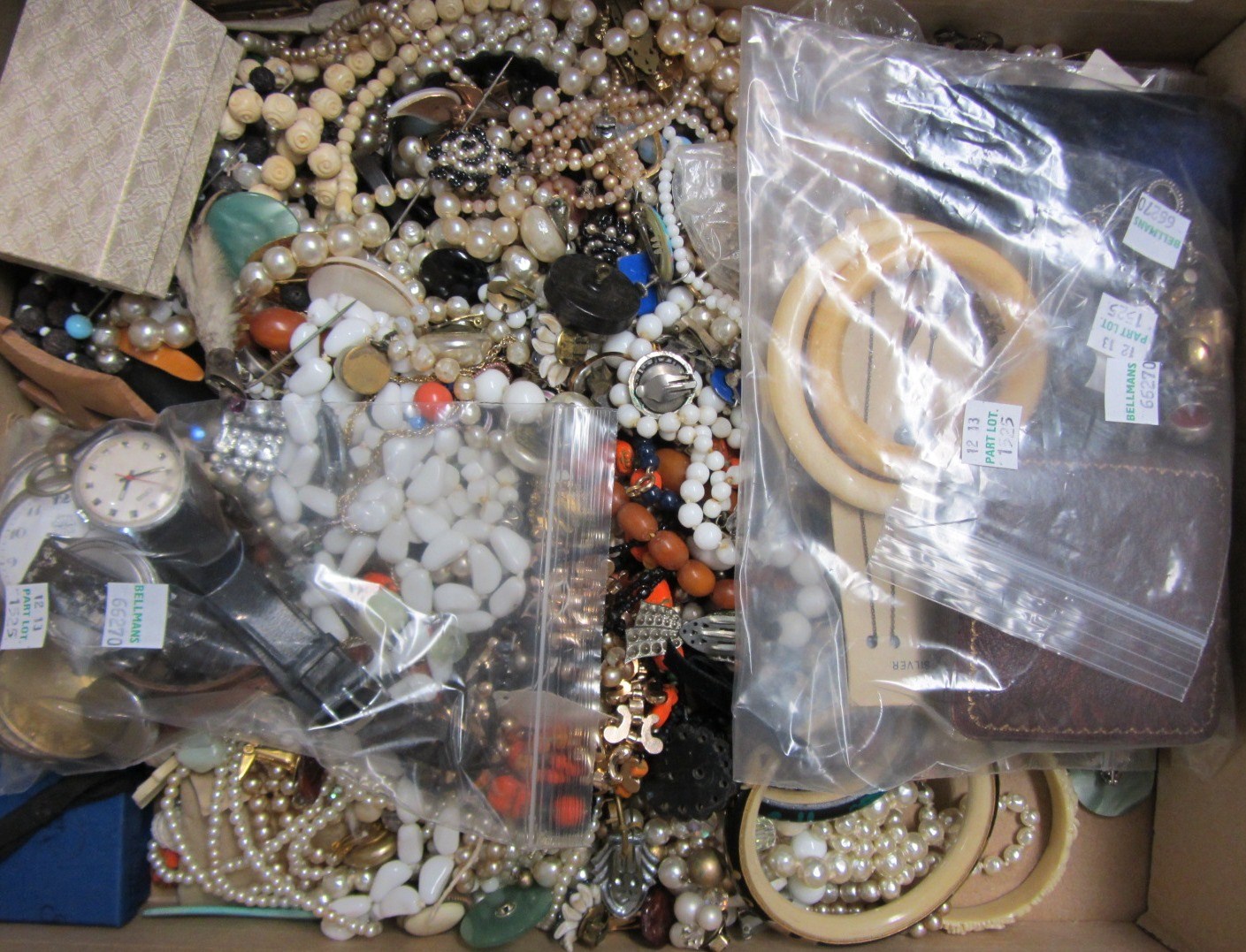 Appraisal: A large quantity of mostly costume jewellery and watches including