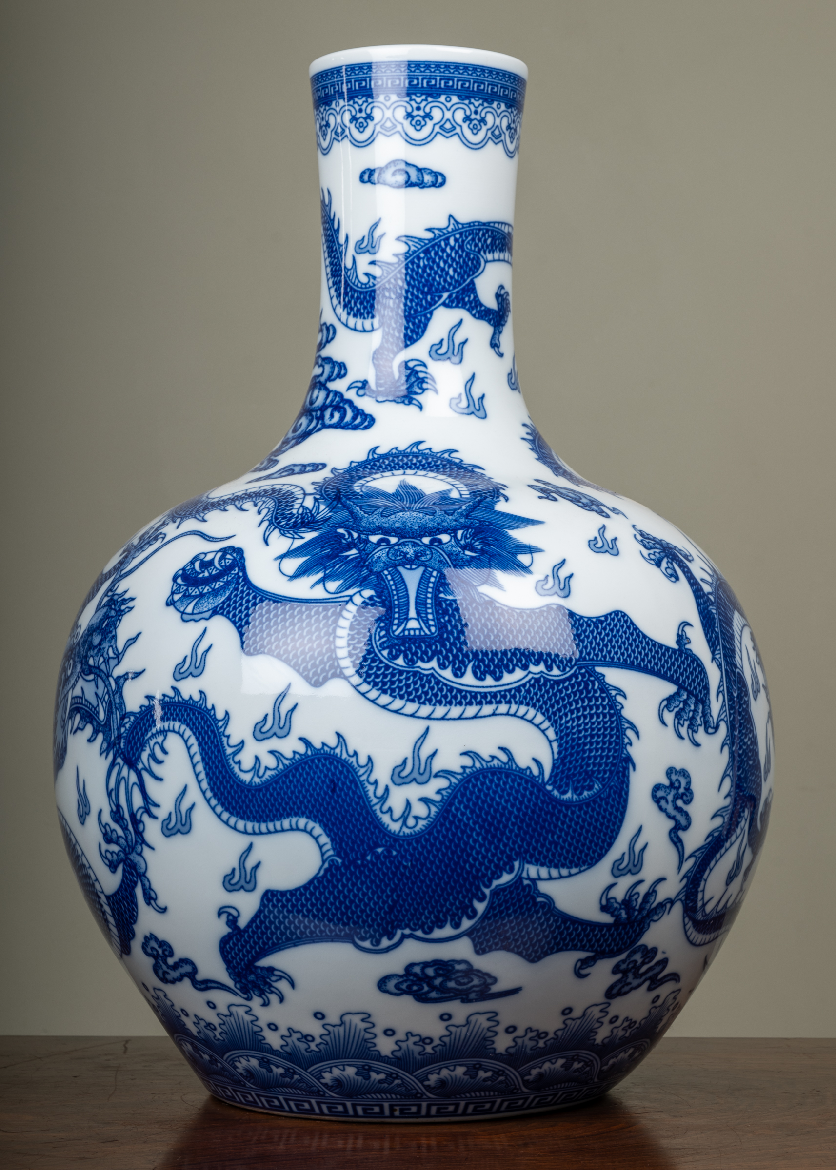 Appraisal: A contemporary large Chinese blue and white vase decorated with