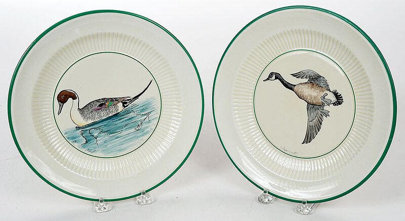 Appraisal: Set of Ridgeways Bedford Ware Dinner Plates British late th