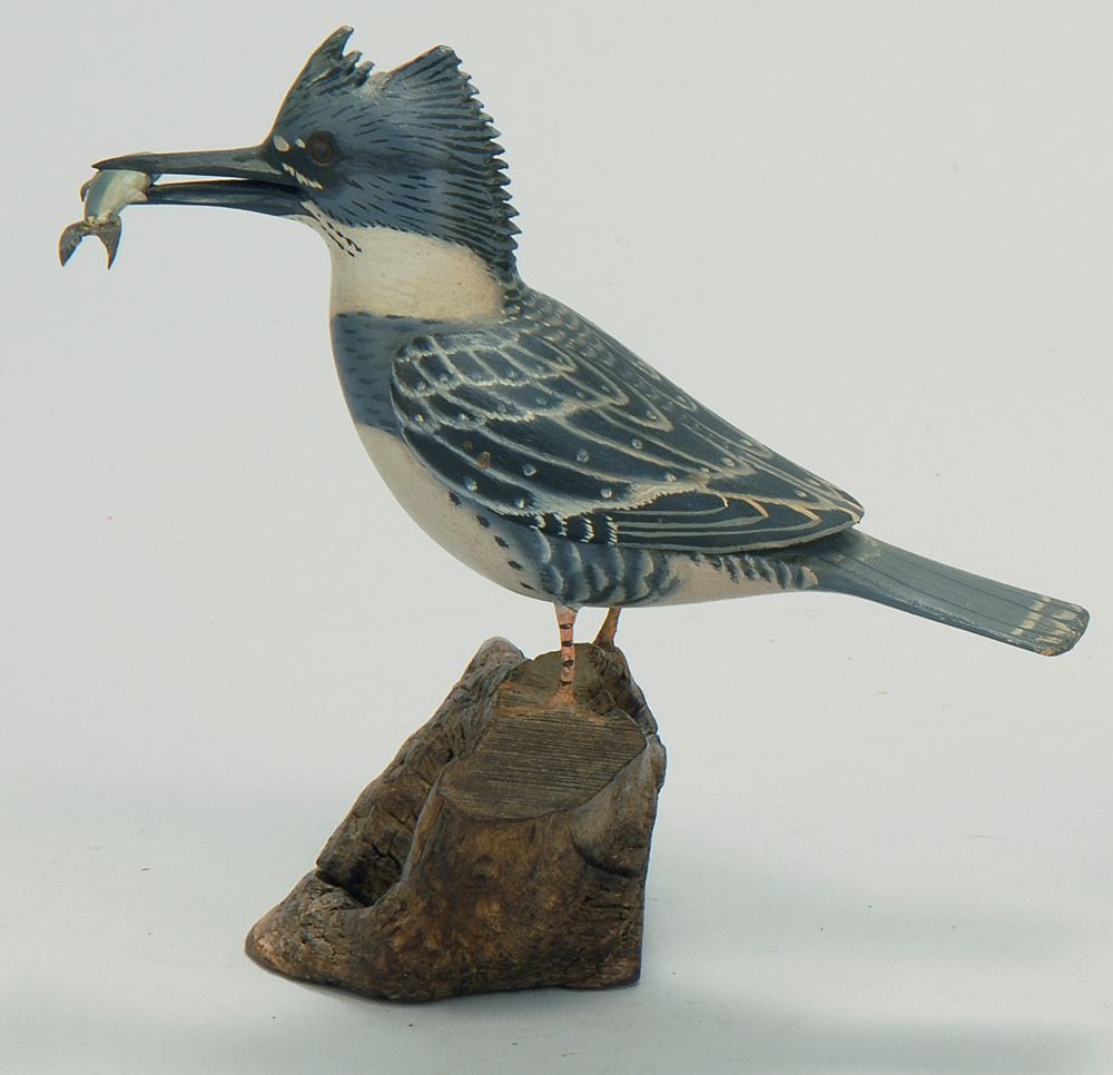 Appraisal: EXCEPTIONAL QUARTER-SIZE KINGFISHER Circa With minnow in beak By James