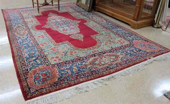 Appraisal: SEMI-ANTIQUE PERSIAN KERMAN CARPET Kerman Province southwestern Iran centering a