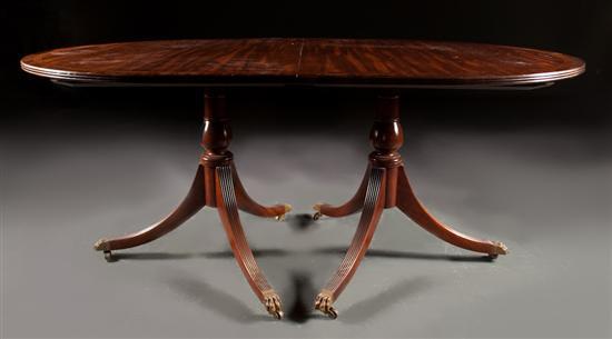 Appraisal: Federal style inlaid mahogany oval dining table th century with