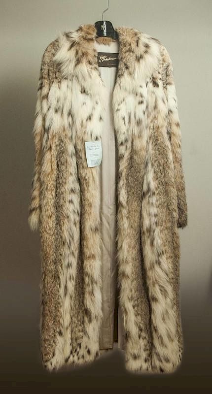 Appraisal: Lynx Fur Coat Ladies lynx fur coat Furs by Friedman