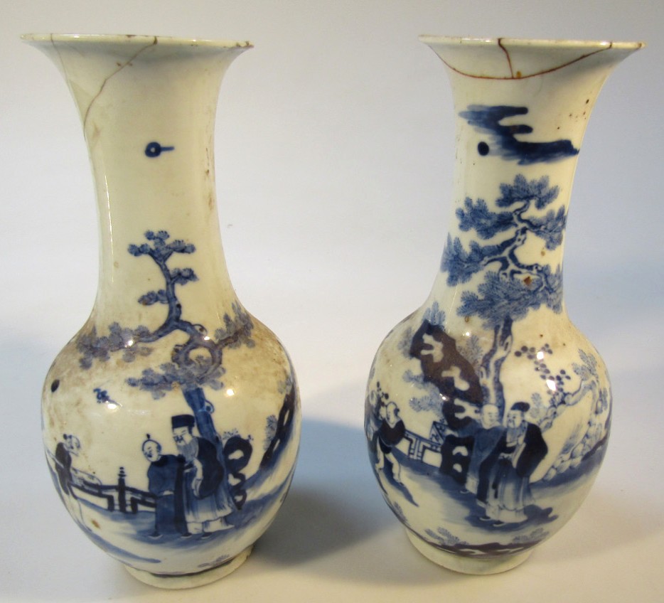 Appraisal: A pair of Chinese blue and white porcelain vases each