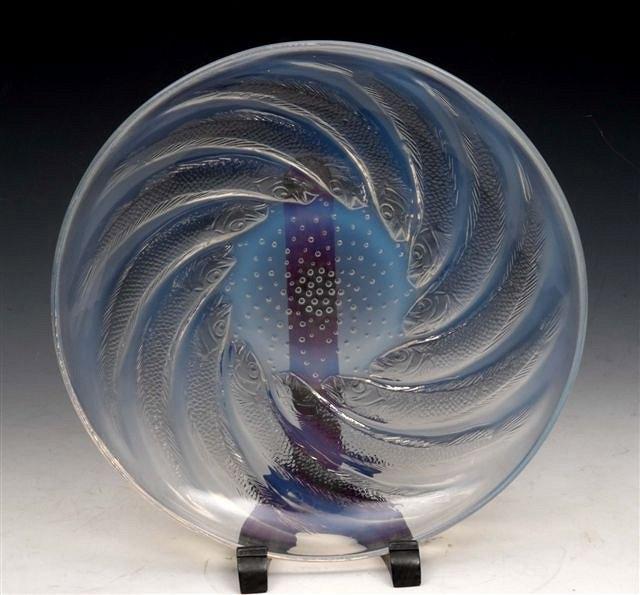 Appraisal: A LALIQUE GLASS CIRCULAR BOWL decorated fish in a whirl