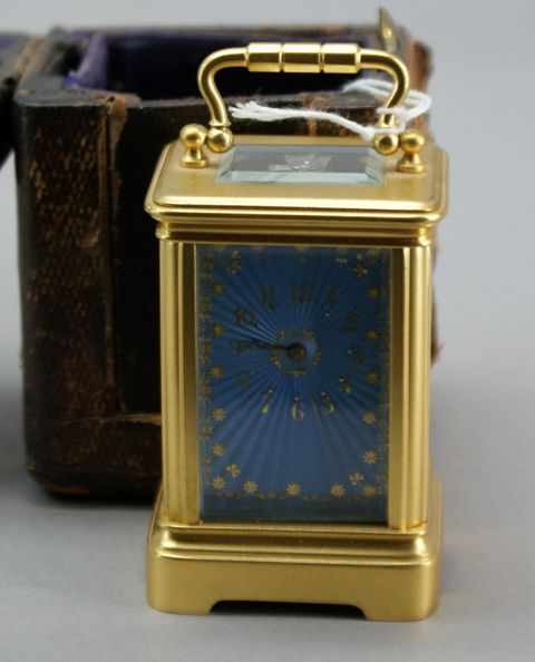 Appraisal: A French miniature carriage clock by J Nicolaus the circular