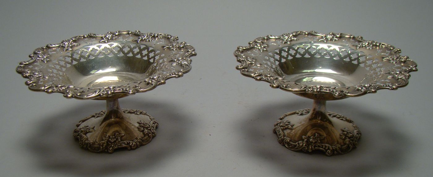 Appraisal: PAIR OF TOWLE STERLING SILVER PEDESTAL CANDY DISHES With applied