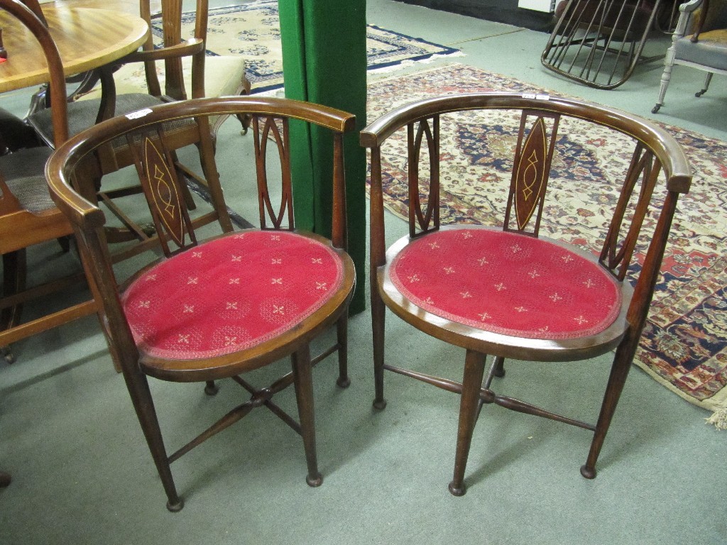 Appraisal: Pair of Edwardian mahogany inlaid bow back tub chairs