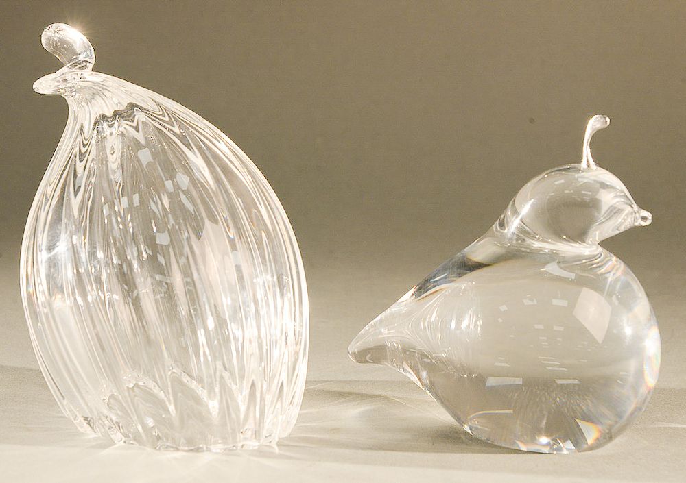 Appraisal: Two Steuben glass quail bird crystal sculptures one designed by