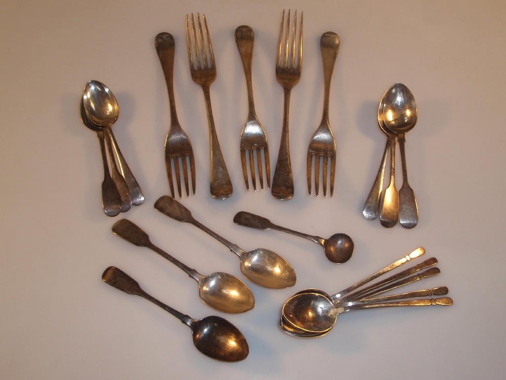 Appraisal: Five Viners silver dessert forks Sheffield five silver teaspoons Birmingham