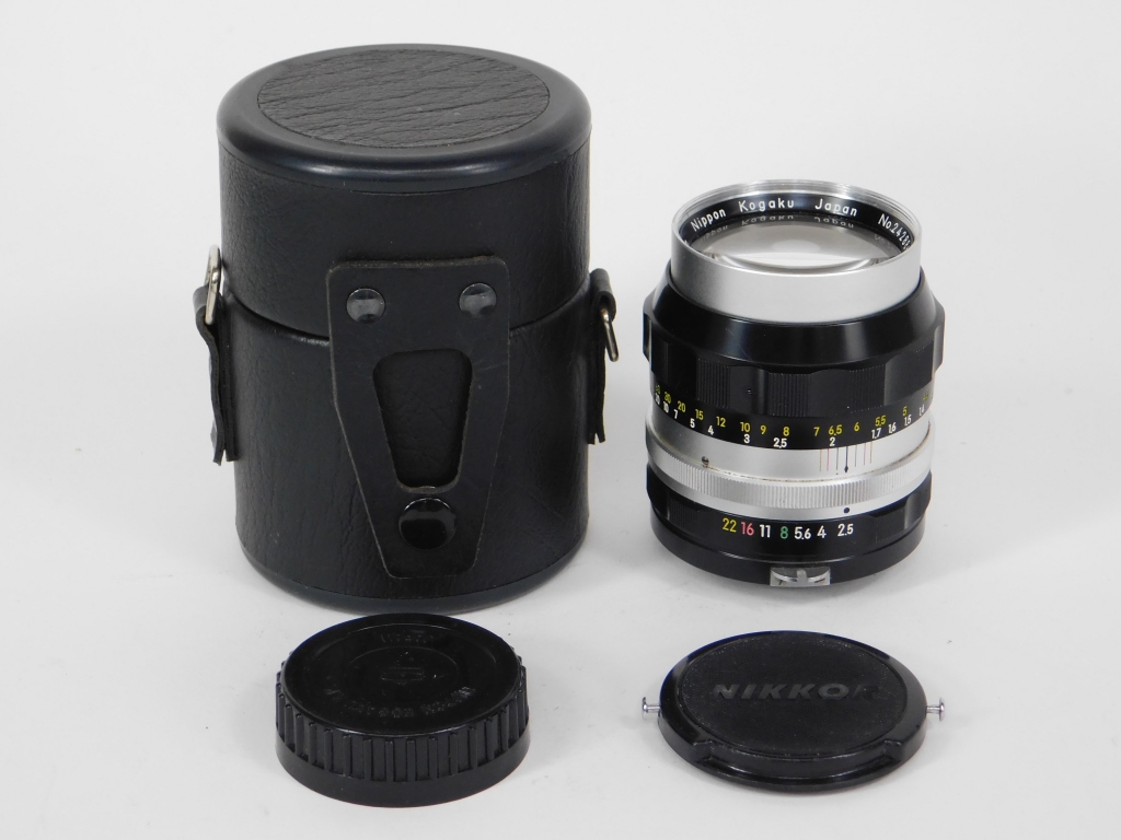 Appraisal: NIKON NIKKOR-P AUTO MM F FOR NIKON F Nikon Nikkor-P