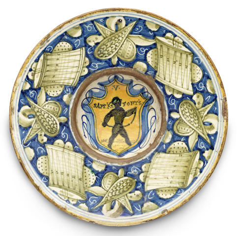 Appraisal: A small Castel Durante maiolica tondino circa Painted in the