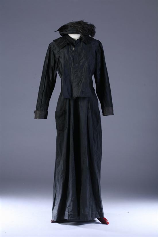 Appraisal: BLACK COTTON MOURNING DRESS BELONGING TO MARY TODD LINCOLN Long