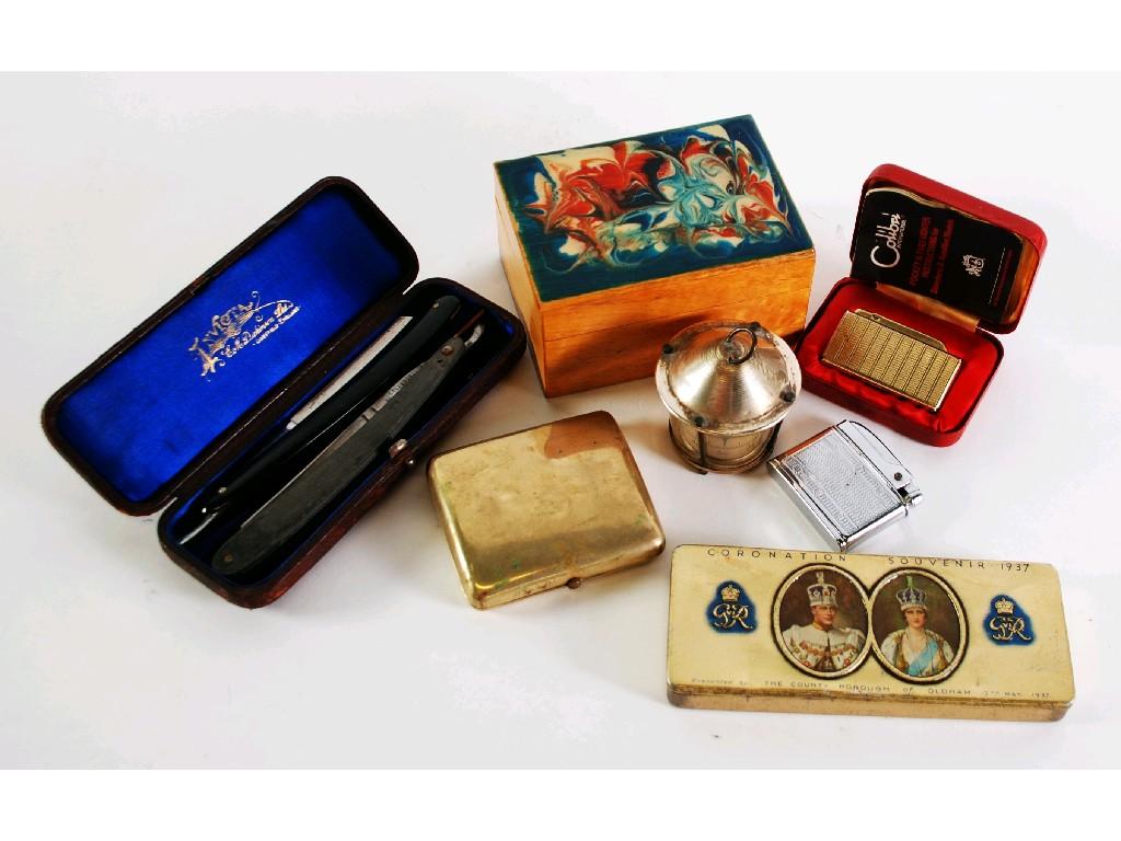 Appraisal: MISCELLANEOUS COLLECTABLES including small brass YARN MAGNIFIER in brass cylinder