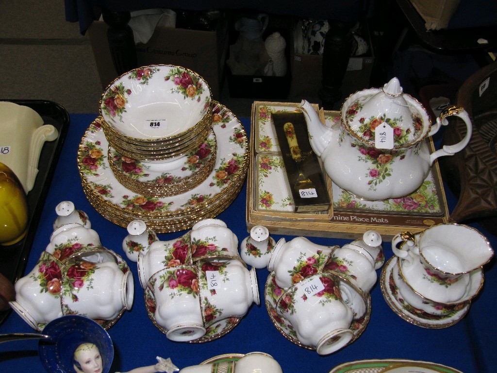 Appraisal: Quantity of Royal Albert Old Country Roses tea and dinnerwares