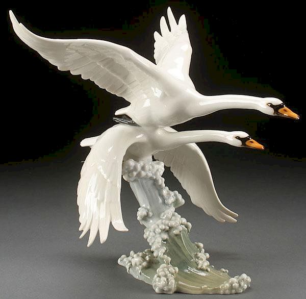 Appraisal: A GERMAN HUTCHENREUTHER PORCELAIN FIGURE OF GEESE A GERMAN HUTCHENREUTHER