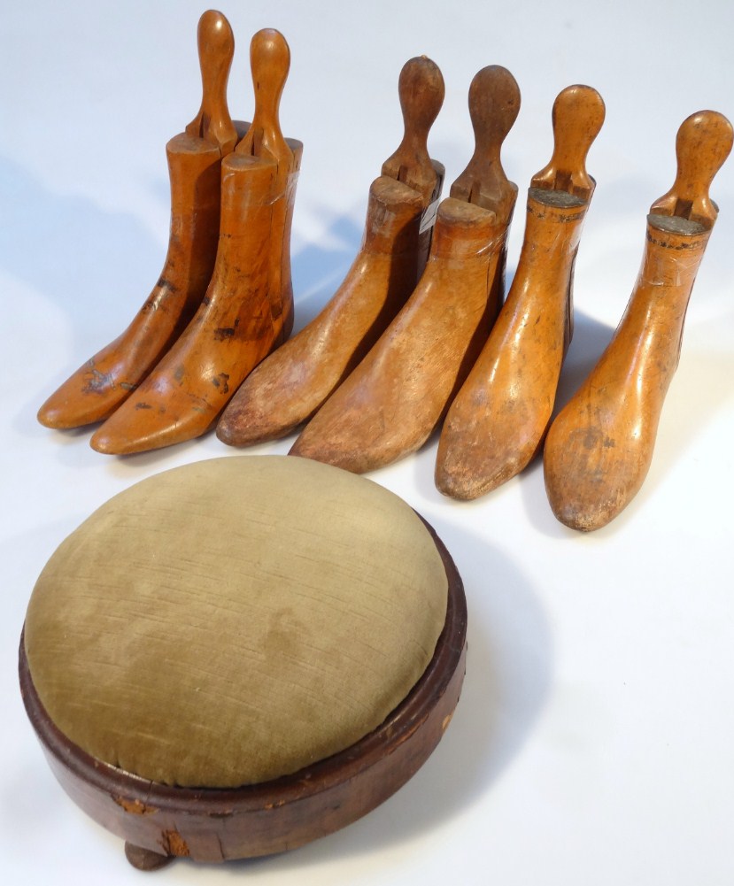 Appraisal: A collection of treen to include various wooden boot trees