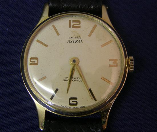 Appraisal: Smith's Astral gentlemans wrist watch on leather strap