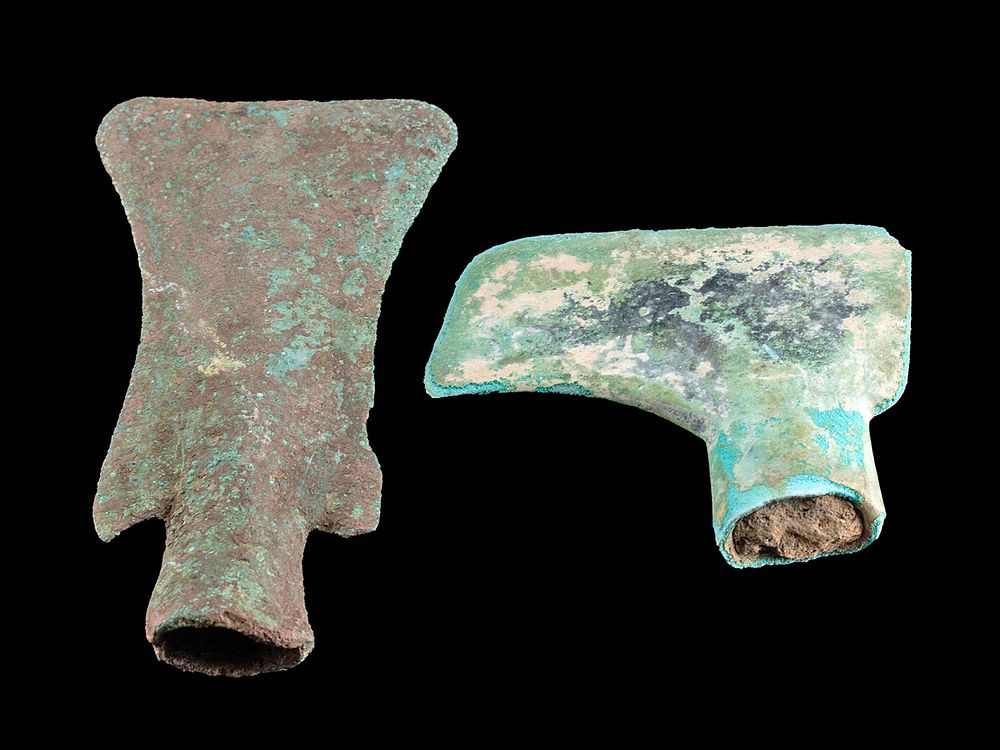 Appraisal: Lot of Vietnamese Dong Son Bronze Axe Heads Southeast Asia