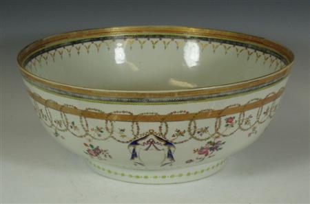 Appraisal: A large th century famille rose punch bowl the well