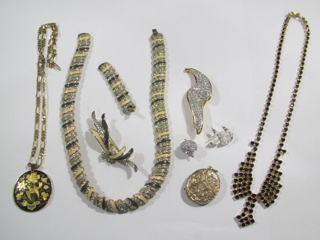 Appraisal: Lot comprising Victorian locket silver earrings costume necklaces etc