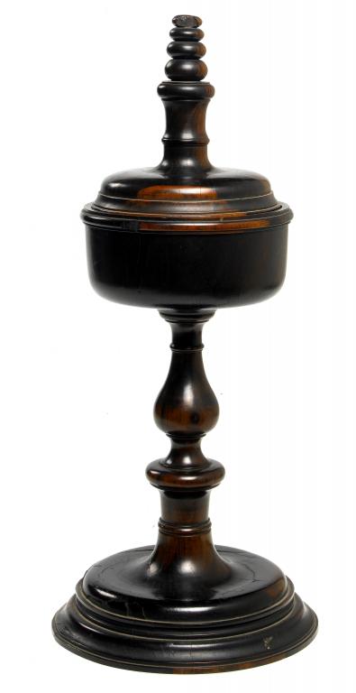 Appraisal: TREEN A LIGNUM VITAE TURNED CUP AND COVER the low