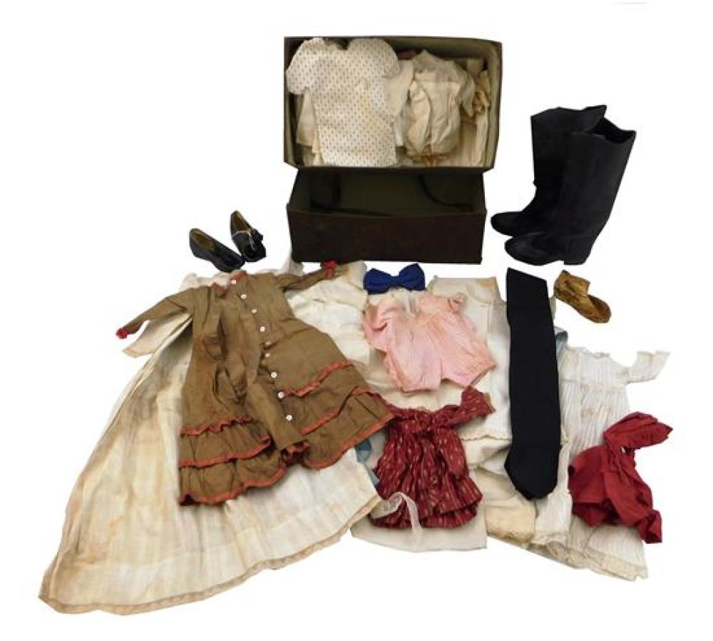 Appraisal: Doll clothing and children's shoes and accessories early th C