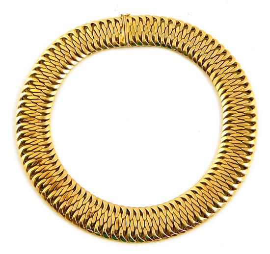 Appraisal: JEWELRY Collar necklace K yellow gold woven design stamped and