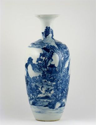 Appraisal: A large Chinese blue and white vase painted with figures