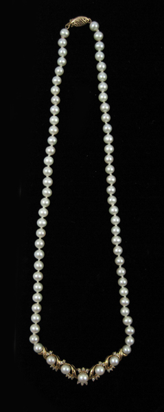 Appraisal: PEARL DIAMOND AND FOURTEEN KARAT GOLD NECKLACE measuring - inches