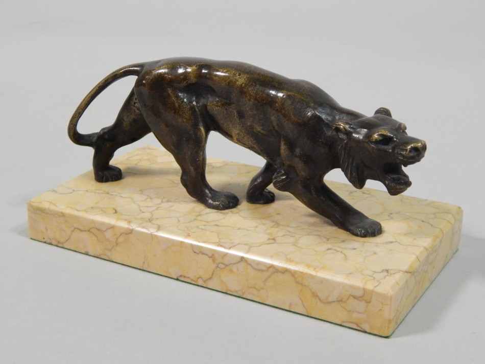 Appraisal: thC School Bronze figure of a lion indistinctly signed to