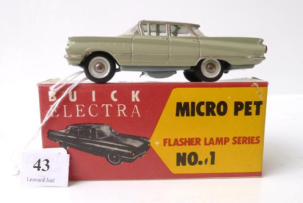 Appraisal: MICROPET JAPAN BUICK ELECTRA FLASHER LAMP SERIES E BOX M