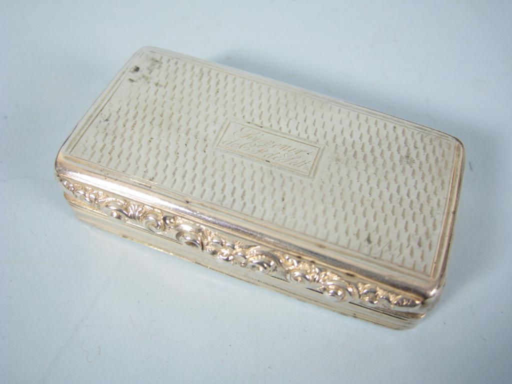 Appraisal: A Georgian Vinaigrette A F a William IV Snuff Box