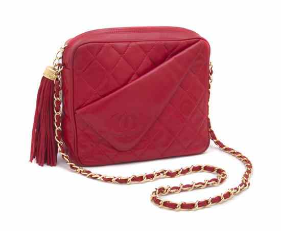 Appraisal: A Chanel Red Quilted Leather Purse with chainlink strap and