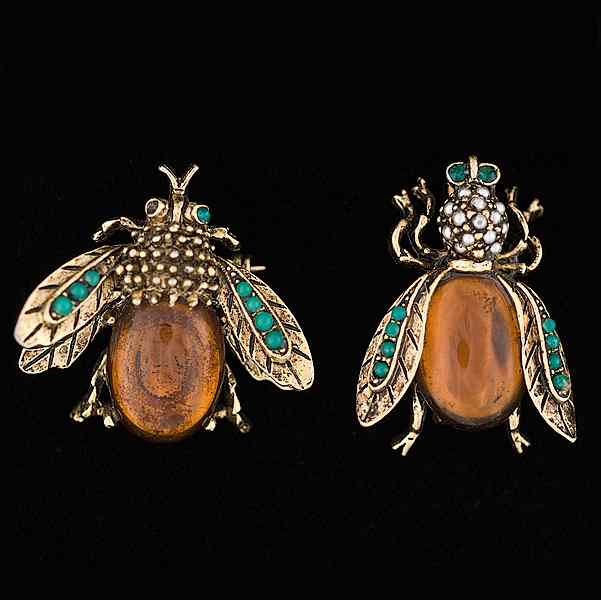 Appraisal: ART Bee Brooches A duo of ART brooches composed of