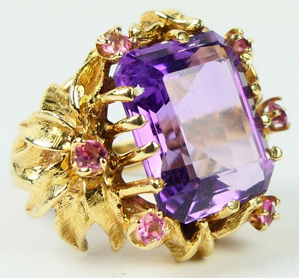 Appraisal: FABULOUS KT Y GOLD AMETHYST COCKTAIL RING Size Large emerald