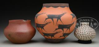 Appraisal: GROUP OF THREE NATIVE AMERICAN POTTERY VASES Andrew Peynetsa Zuni