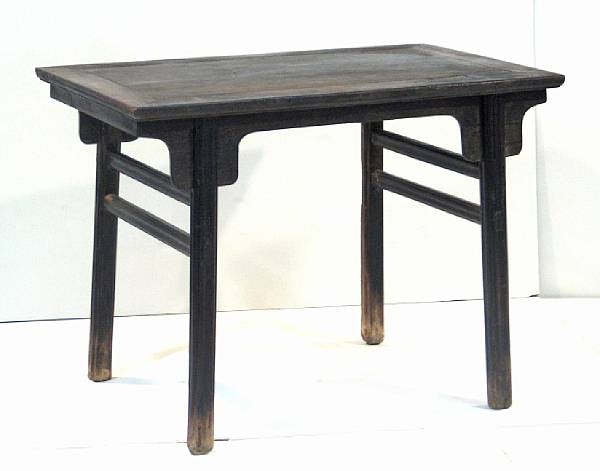 Appraisal: A soft wood side table th Century Its wide top