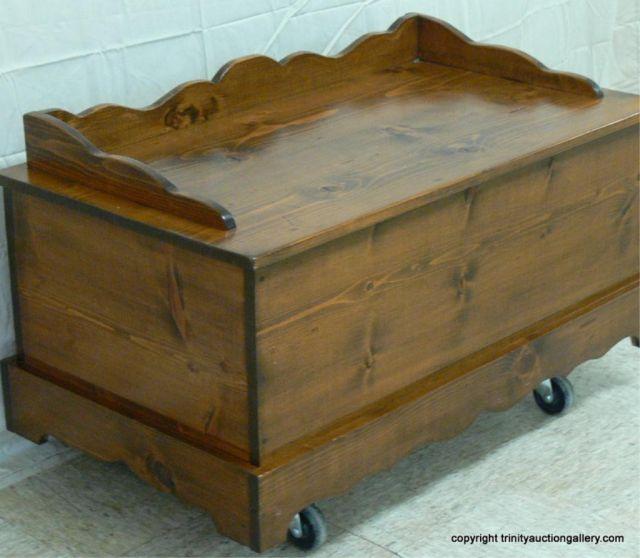 Appraisal: Knotty Pine Quilt or Blanket or Toy Chest - Solid